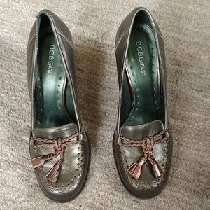 Metallic olive green wedge heels